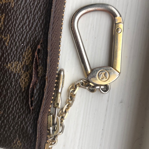 Louis Vuitton Card Holder With Key Chain